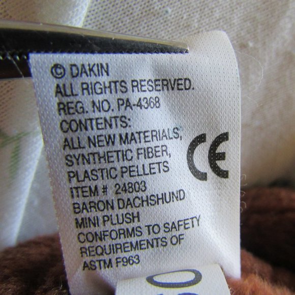 DACHSHUND Dakin 8" long REALISTIC adoring face has beans PLUSH stuffed animal - Picture 8 of 10